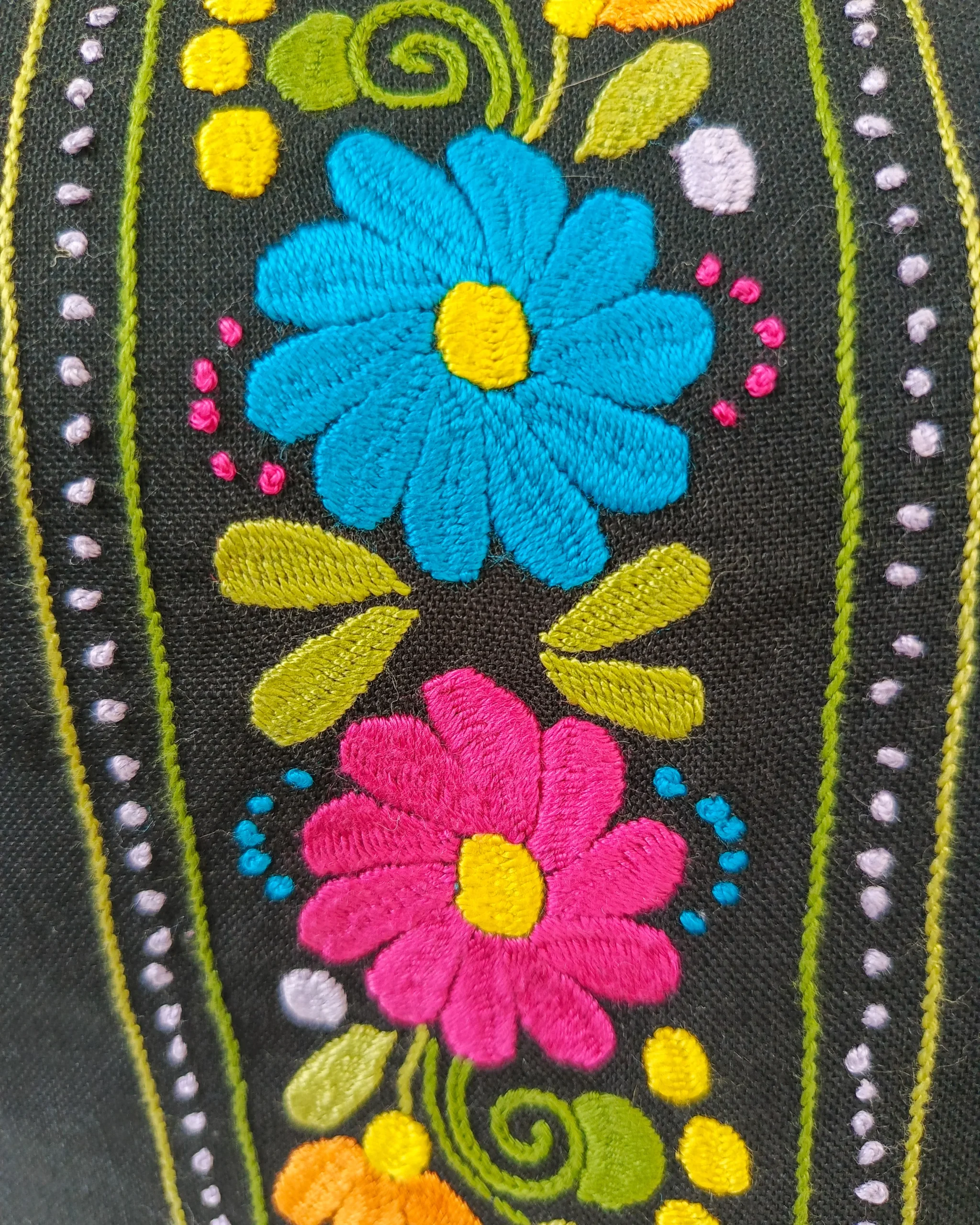 Blusa en V | Fuxias | Negra - Imagen 3